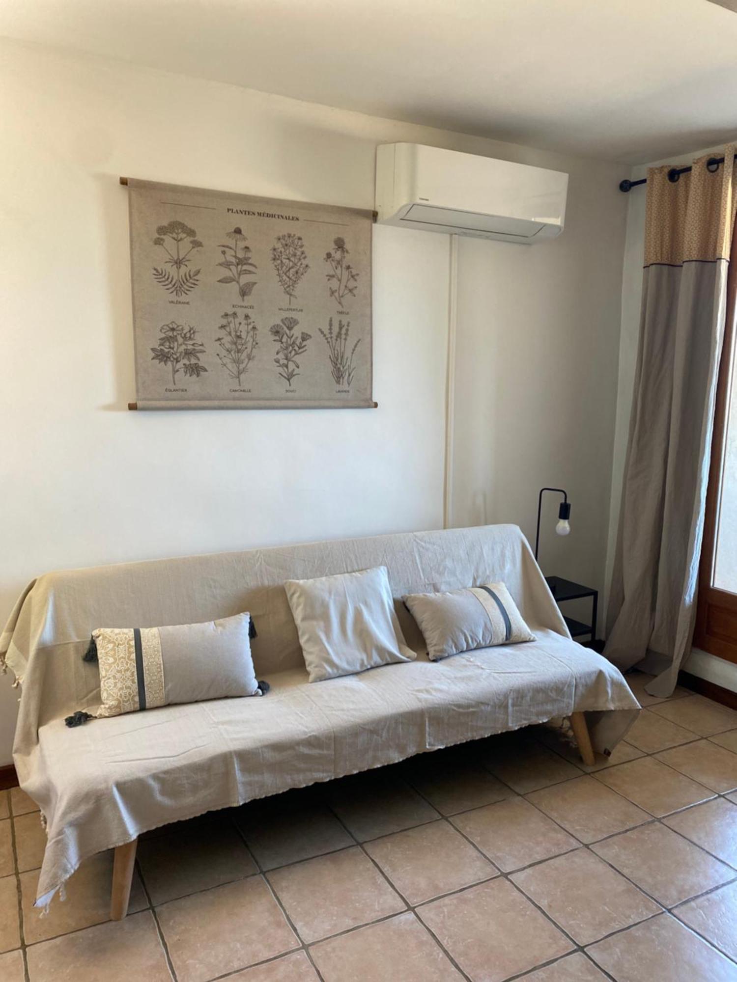 NiozellesLa Magnanerie En Provence别墅 外观 照片